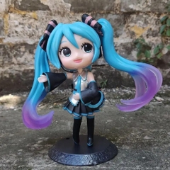 Mô Hình Hatsune Miku chibi váy xanh tóc xanh - Cao 16cm - nặng 300gram - Figure Miku - Bọc Túi - No Box -  N1-K31-T3-S2