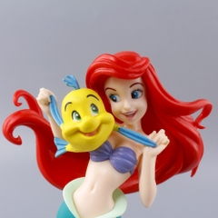Mô Hình Nàng Tiên Cá Ôm Cá - Cao : 22cm Nặng 175gr - Hộp Màu - K19-T1-S1