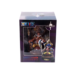 Mô hình đồ chơi - Tứ Hoàng Râu Trắng  ngồi ghế - One Piece - Có Hộp Màu - N3-T5