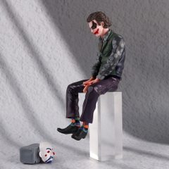 Mô hình DC COMICS Joker ngồi - Cao 15cm - nặng 300gram - DC COMICS - Bọc Túi - Box màu - K61-T1-S8