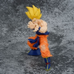 Mô Hình Đồ Chơi - SonGoku bắn chưởng - DragonBall - No Box - N1-K24-T1-S1
