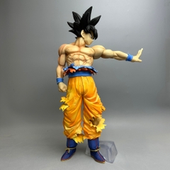 Mô Hình Songoku dáng đứng - Tay thay thế - Cao 33cm - Nặng 700gram - Có Box màu - Figure anime Dragon ball