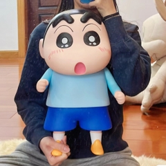 Mô Hình Shin bút chì áo xanh bản to - Phụ Kiện : Đế - Cao 40cm - nặng 1500gram - Figure Cậu Bé Bút Chì - bọc túi OPP - Hộp Carton K13 -T4 - S1