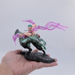 Mô hình đồ chơi - Zoro 3000 thế giới có 2 đầu 3 vòng hắc kiếm ( bản nhỏ ) - One Piece - No Box - SKU : 507C - VAT : MH001-01 )  K25-T1-S1