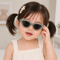 Kính mắt trẻ em dễ thương - SKU :  K-3065.1 - (VAT: 2012-01-6) - K1-T3-S3