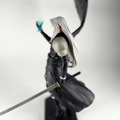 Mô hình Sephiroth dáng đứng chiến đấu . Cao 44cm , nặng 420gram - box màu - K61-T3-S5