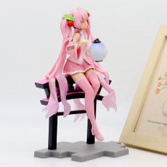 Mô Hình Hatsune Miku Hồng Ngồi Cổng - Cao 22cm - nặng 300gram - Figure Miku - Bọc Túi - No Box - N1-K37-T1-S9