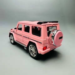 Mô Hình Xe G63 hồng 1:24 Hợp kim có thể mở cửa - bánh sau chạy cót - Có tiếng - đèn pha sáng - Dài 22cm - rộng 9.5cm - cao 9.5cm - nặng ~ 1000gram - FULL BOX : box màu SKU : oto135 n3-k8-t1-s3