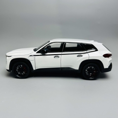 Mô Hình xe bmw trắng 1:24 Hợp kim - Có tiếng - đèn pha sáng - Chạy cót - Dài 22cm - rộng 9cm - cao 7cm - nặng ~ 1000gram - FULL BOX : box màu SKU : oto256 - N3-K6-T2-S1
