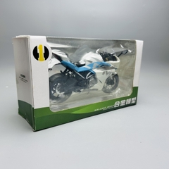 Mô Hình Xe Cfmoto 250sr 1:12 Hợp kim - Có tiếng - đèn pha sáng - Dài 18cm - rộng 6cm - cao 10cm - nặng ~ 700gram - FULL BOX : box màu SKU : oto158