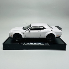Mô Hình xe mustang trắng 1:32 Hợp kim - Có tiếng - đèn pha sáng - Dài 15cm - rộng 7cm - cao 4cm - nặng ~ 500gram - FULL BOX : box màu SKU : oto260 n3-k6-t4-s2