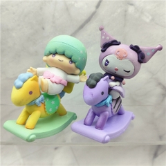 ( Giá 1 con - Bộ 6 con - Đặt Số Lượng 6 ) - Mô hình kuromi bộ 6 kuromi cưỡi ngựa blind box - cao 9.5cm - Nặng 500gram - Bọc Túi - Hộp Màu - (VAT : G873-78)- K23-T3-S9
