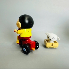 mô hình shin đèo cún áo vàng dây cót - cao : 10.5cm - figure shin - hộp màu