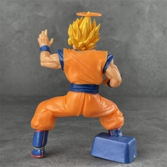 Mô hình DragonBall SonGoku chiến đấu - Cao 15cm -nặng 200gram - Dragon Ball - Hộp Màu