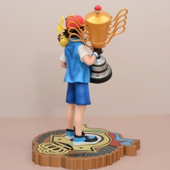 Hàng Cao Cấp -  Mô Hình Pokemon Satoshi cầm cúp bản cao cấp - Cao : 28cm - Nặng : 800gram - Figure pokemon - Full Box - N3-T5