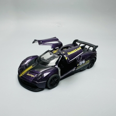 Mô Hình xe pagani huayra tím có họa tiết tỉ lệ 1:36 Hợp kim có thể mở cửa - bánh sau chạy cót - Dài 12cm - rộng 5.5cm - cao 3cm nặng : 200gram - FULL BOX : box màu SKU : oto193