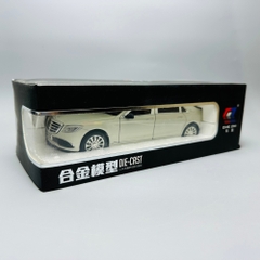 Mô Hình xXe mẹc E300 trắng 1:24 Hợp kim có thể mở cửa - bánh sau chạy cót - Có tiếng - đèn pha sáng - Dài 21cm - rộng 8cm - cao 6cm - nặng ~ 1000gram - FULL BOX : box màu SKU : oto147