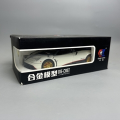 Mô Hình xe Pagani trắng tỉ lệ 1:24 Hợp kim có thể mở cửa - bánh sau chạy cót - Dài 21cm - rộng 9cm - cao 5cm - nặng : 1000gram - FULL BOX : box màu SKU : oto301 - K65-T4-S9