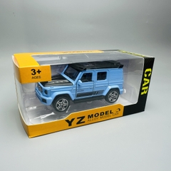 Mô Hình xe G63 xanh dương tỉ lệ 1:36 Hợp kim có thể mở cửa - bánh sau chạy cót - Dài 12cm - rộng 5cm - cao 5cm nặng : 200gram - FULL BOX : box màu SKU : oto199