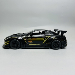 Mô Hình Nissan xe đua đen tỉ lệ 1:24 Hợp kim có thể mở cửa - bánh sau chạy cót - Dài 20.5cm - rộng 9cm - cao 6cm - nặng : 1000gram - FULL BOX : box màu SKU : oto286 N3-K12-T2-S4