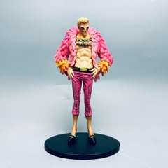 Mô Hình OnePiece doflamingo dáng đứng siêu ngầu Cao : 18cm nặng 300g - One Piece - Bọc Túi Opp - No Box - N1-K37-T2-S9