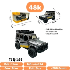 Mô Hình xe G63 xám tỉ lệ 1:36 Hợp kim có thể mở cửa - bánh sau chạy cót - Dài 11cm - rộng 5cm - cao 6cm nặng : 200gram - FULL BOX : box màu SKU : oto194 - N3-K3-T1-S4