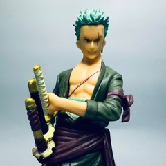 Mô Hình OnePiece zoro dáng đứng cầm kiếm siêu ngầu Cao : 18cm nặng 300g - One Piece - Bọc Túi Opp - No Box - N1-K37-T2-S8