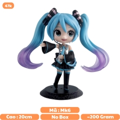 Mô Hình Hatsune Miku chibi váy xanh tóc xanh - Cao 16cm - nặng 300gram - Figure Miku - Bọc Túi - No Box  (VAT : G873-84)