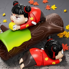 mô hình natra nằm bò chạy cót áo đỏ - cao : 6.1cm dài 10.6cm - figure natra - hộp màu n5