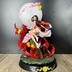 Mô hình đồ chơi - Nezuko ánh trăng - Hiệu ứng base đẹp -  Kimetsu No Yaiba - Có Hộp Màu - N1-K37-T4-S11