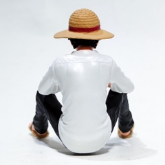 Mô hình OnePiece Luffy ngồi - Cao 10cm - No box - N1-K38-T2-S11