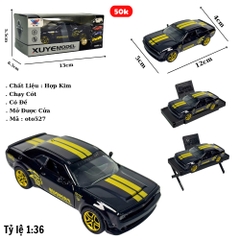 Mô Hình xe oto đua màu đen vạch vàng . tỉ lệ 1:36 - Chạy Cót - Có Kèm Đế - Dài 12cm - rộng 5cm - cao 4cm - nặng : 400gram - FULL BOX . SKU : oto527 - K114A84 - ( VAT : DC002 )- K53-T3-S9