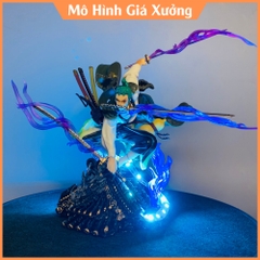 Mô hình Zoro wano trên mái nhà chế led cao 16cm - One Piece - Có Hộp Màu - N5
