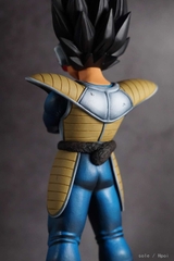 Mô Hình DragonBall Vegeta dáng đứng siêu ngầu kèm kính . cao 23cm - Figure DragonBall - No Box - N1-K44-T1-S1