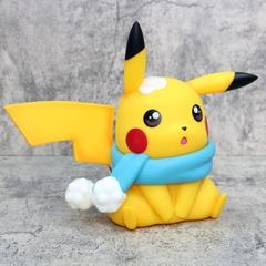 Hàng Loại 1 - Mô Hình đồ chơi -  Pikachu quấn khăn siêu cute  - cao 23cm nặng 450g - Pokemon - Bộ Pokemon - Có Vỏ Hộp màu