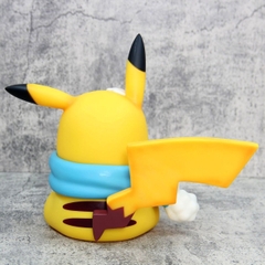 Hàng Loại 1 - Mô Hình đồ chơi -  Pikachu quấn khăn siêu cute  - cao 23cm nặng 450g - Pokemon - Bộ Pokemon - Có Vỏ Hộp màu