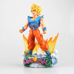 Mô Hình DragonBall Goku trạng thái super saiyan đứng trên đế mây - Cao 23cm - nặng 550gram + bọc túi OPP + có BOX - Figure DragonBall - Có Hộp màu - N4-K2-BL3