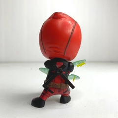 Mô hình Deadpool chiến đấu - Cao 10cm - nặng 100gram + Phụ kiện đi kèm : 2 kiếm hiệu ứng + Full Box - có hộp màu