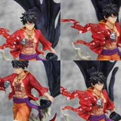 Mô Hình OnePiece Luffy Luffy cầm áo - Cao 28cm - nặng 800gram, Figure OnePiece - có vỏ hộp màu - N1-K33-T5-S1