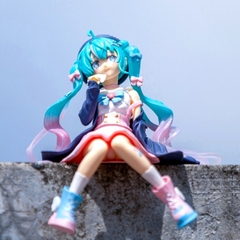 Mô Hình Hatsune Miku Ngồi Tóc xanh váy hồng - Cao 14cm - nặng 100gram - Figure Miku - Có hộp màu - N1-K31-T2-S1