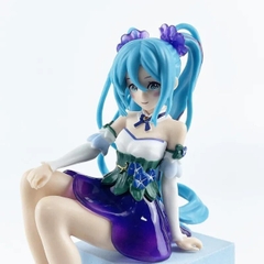 Mô Hình Hatsune Miku ngồi tóc xanh váy tím - Cao 14cm - nặng 100gram - Figure Miku - Có Hộp màu K30-T1-S5