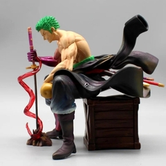 Mô Hình OnePiece Zoro cầm kiếm enma ngồi - Cao 14,5cm - rộng 13cm - nặng 520gram - Phụ kiện : 2 đầu + 1 kiếm + thùng gỗ ngồi , Figure OnePiece -  có hộp màu N2