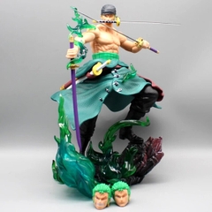 Mô Hình OnePieceZoro Tam kiếm - Cao 32cm - Rộng 21cm - nặng 1kg8 - Phụ Kiện : 3 kiếm + 3 đầu , Figure OnePiece -  có hộp màu - N1-K49-T5-S2