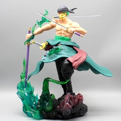 Mô Hình OnePieceZoro Tam kiếm - Cao 32cm - Rộng 21cm - nặng 1kg8 - Phụ Kiện : 3 kiếm + 3 đầu , Figure OnePiece -  có hộp màu - N1-K49-T5-S2