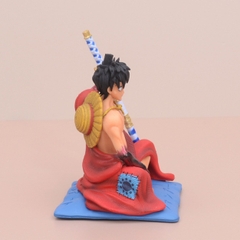 Mô Hình OnePiece Luffy Wano ngồi cầm kiếm - 10cm - rộng 8cm - nặng 180gram - Phụ kiện : kiếm + Đế - Figure OnePiece - Có Hộp - N1-K47-T3-S2