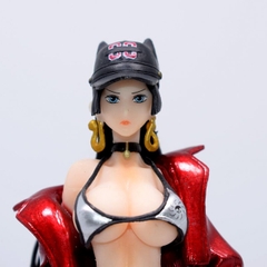 Mô Hình OnePiece Boa Hancock Style hiện đại đội mũ- Cao 20cm - Nặng 100Gram - Box Nhựa - Hộp màu