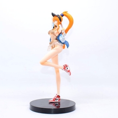 Mô Hình OnePiece Nami Bóng chày - Cao 20cm - nặng 100gram - Phụ Kiện : Đế + Gậy Bóng chày - Figure OnePiece - Box Nhựa - Hộp màu
