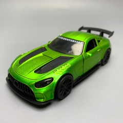 Mô Hình xe Mercedes AMG GTR Màu Xanh Lá Cây tỉ lệ 1:43 Hợp kim có thể mở cửa - bánh sau chạy cót - Dài 10cm - cao 3cm - nặng 200gram - Figure Oto - FULL BOX : box màu số19