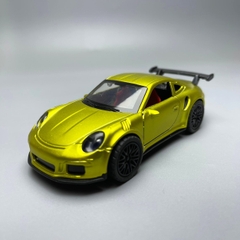 Mô Hình xe porsche màu Vàng Đồng - tỉ lệ 1:36 Hợp kim có thể mở cửa - bánh sau chạy cót - Dài 12cm - rộng 5cm - cao 4cm nặng : 200gram - FULL BOX : box màu n3-k9-t5-s4