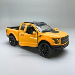 Mô Hình xe FORD F150 RAPTOR màu vàng - tỉ lệ 1:36 Hợp kim có thể mở cửa - bánh sau chạy cót - Dài 12cm - rộng 5cm - cao 4cm nặng : 200gram - FULL BOX : box màu